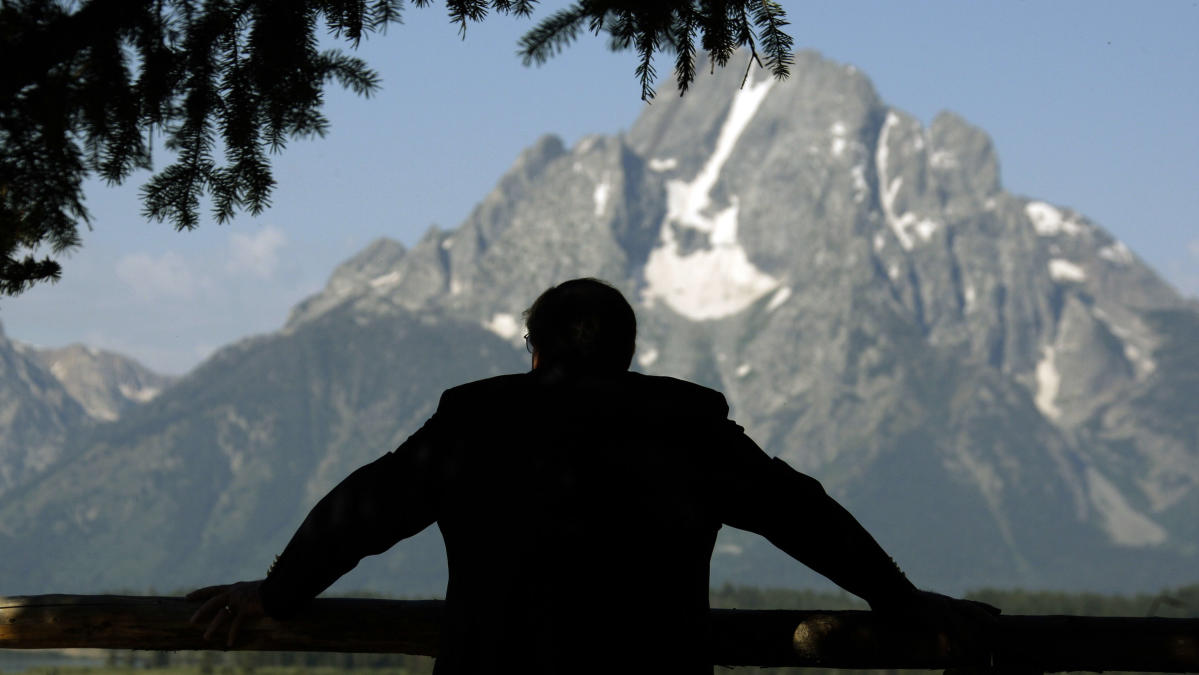 Jerome Powell Silhouette Jackson Hole
